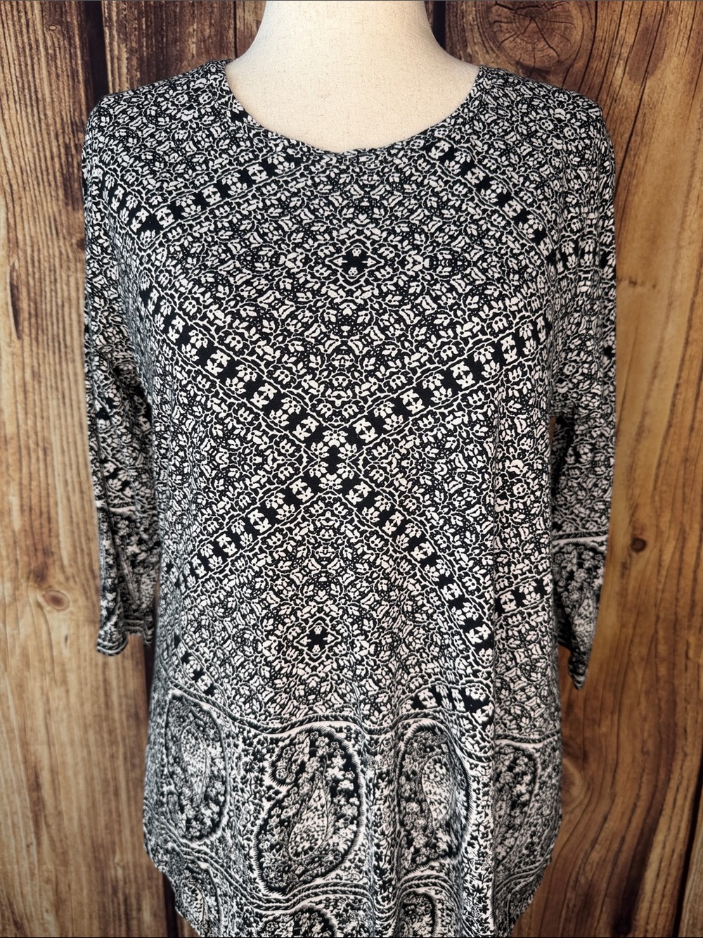 Lucky Brand Black & White Paisley Geometric Long Sleeve Top